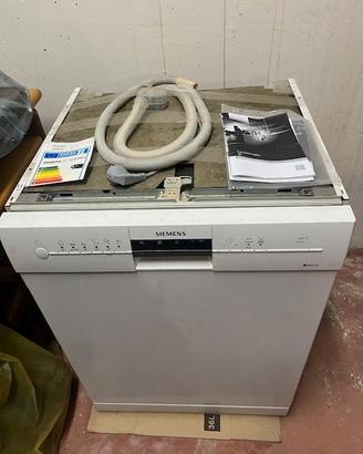 lavastoviglie da incasso SIEMENS seminuova A++
