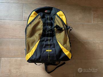 Lowepro DryZone 200