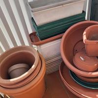 vasi e sottovasi in pvc 