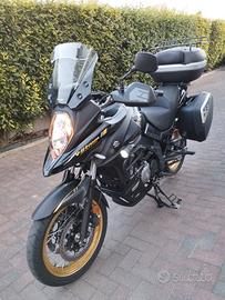 SUZUKI V-Strom 650