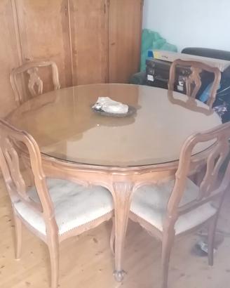 Sala da pranzo stile Chippendale 