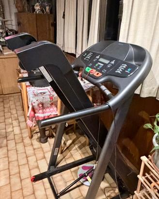 Tapis roulant come nuovo, usato poco.