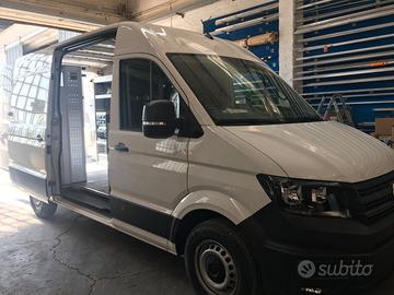 Volkswagen Crafter Van con allestimento BOTT