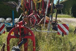 Ranghinatore trainato Pottinger TOP 842 C