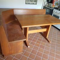 TAVOLO CON PANCA ANGOLARE