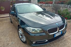 Bmw 520 520d Luxury berlina