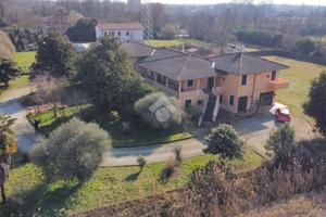 BIFAMILIARE A PIOMBINO DESE