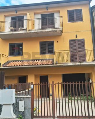 Villa a schiera - Mascalucia