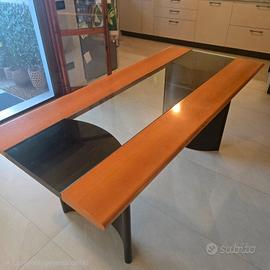 Tavolo con cristallo