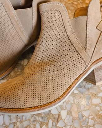 Stivaletto estivo Nero Giardini n. 36