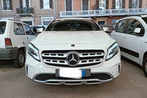 MERCEDES GLAN180 SPORT 1.6cc 