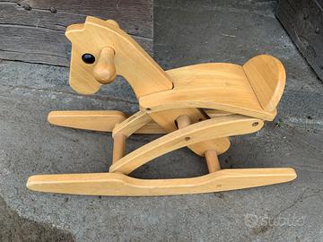 Cavallino dondolo