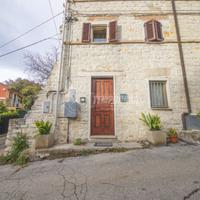 Appartamento con giardino e garage a Sirolo