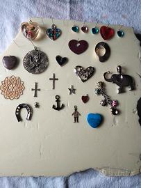 ciondoli per collane e catene 