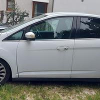 FORD CMAX INCIDENTATA