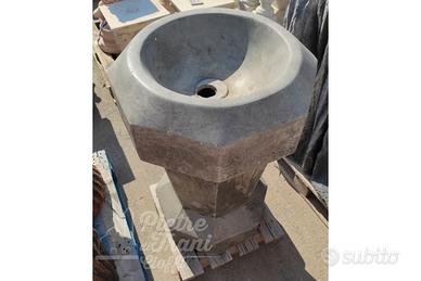 Fontanella Beverino - cm. 60x60x90 h.