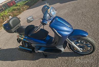 PIAGGIO BEVERLY 500 COME NUOVO possibilità ASI