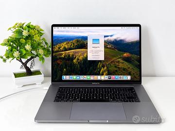 MacBook Pro 2018 15” i9 32GB RAM APPLE LAPTOP MAC