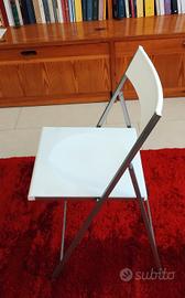 2 sedie da pranzo, richiudibili. Usate pochissimo