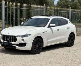 Maserati Levante 3.0 275cv - GARANZIA 12 MESI