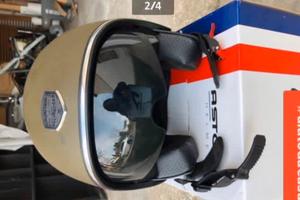 Casco jet