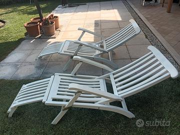 Sedie a sdraio "chaise  longue" in legno  