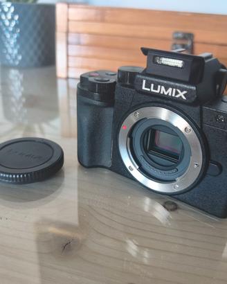 Panasonic Lumix G100 Micro 4/3 difetto estetico