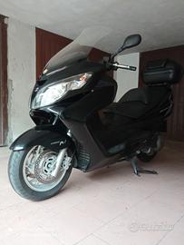 Suzuki Burgman K7 400