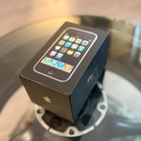 iPhone 3gs completo di scatola e documentazione