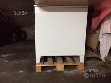 Cassettiera con cassetti classificatori