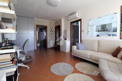 3 LOCALI A SEDRIANO