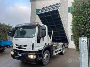 Iveco Eurocargo 140E25K Ribaltabile Trilaterale E5