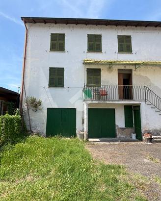 CASA SEMINDIPENDENTE A VIGNOLE BORBERA