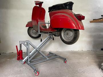 Cavalletto sollevatore vespa