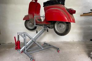 Cavalletto sollevatore vespa