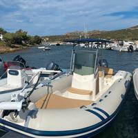 Capelli Tempest 690 allestito pesca a traina