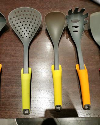 Set utensili da cucina 