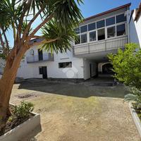 PALAZZO A TRENTOLA-DUCENTA