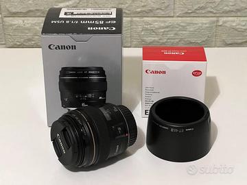 Obiettivo Canon EF 85mm f/1.8 USM + paraluce Canon