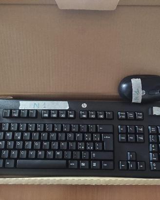 Tastiera HP e mouse wireless con chiavetta