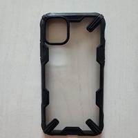 Cover iPhone 11 nera e trasparente