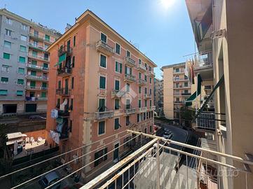 3 LOCALI A GENOVA