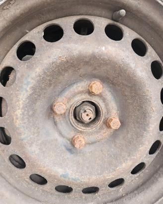 Gomme Invernali Uniroyal