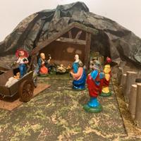 Presepe Completo di Statuine e Casetta.