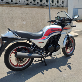 Kawasaki Gpz 550 Unitrak