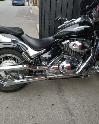 Suzuki Intruder VL 800 - trattabile/permuto