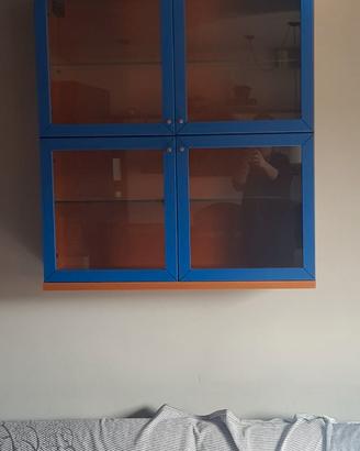 Vetrina portabicchieri da parete