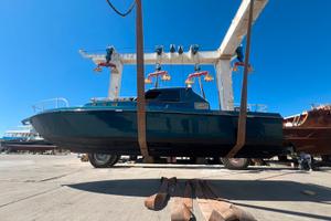 Intermarine 41 ex motovedetta Polizia