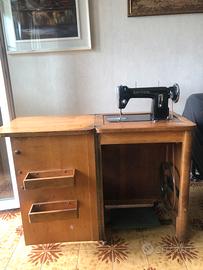 Macchina da cucire STILLBLITZ anni 50 COMPLETA