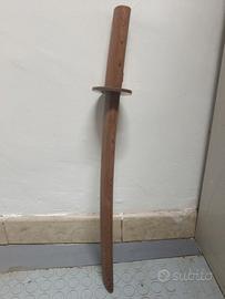 tanto in legno per Aikido